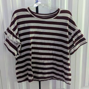 Universal Threads Maroon and White Striped Ruffle Crop Shirt Womens M